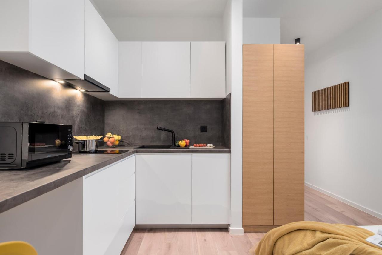 Deluxe Apartments & Rooms "In The Center" 리예카 외부 사진