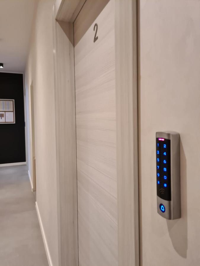 Deluxe Apartments & Rooms "In The Center" 리예카 외부 사진